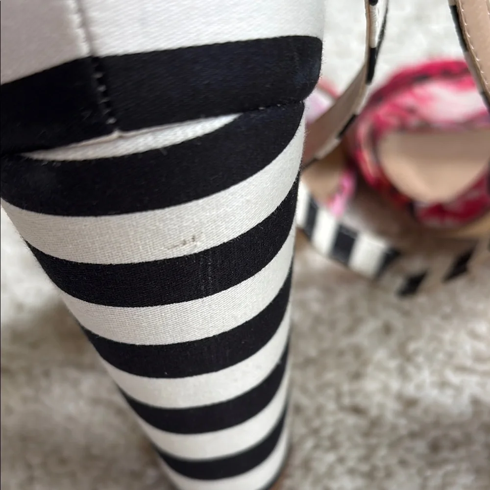 JustFab Women's Floral and Striped Heels - Picture 4 of 10